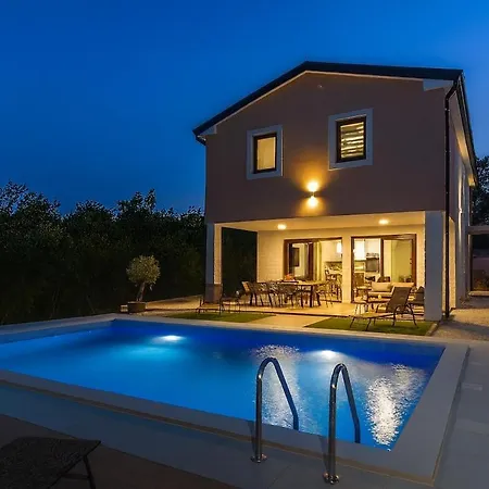 Villa Le Tia By Istrialux